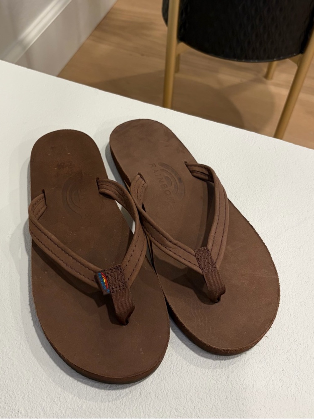 NEW Rainbow Sz 5.5 - 6 Single Layer Narrow Strap Non Slip Flip Flop Sandals